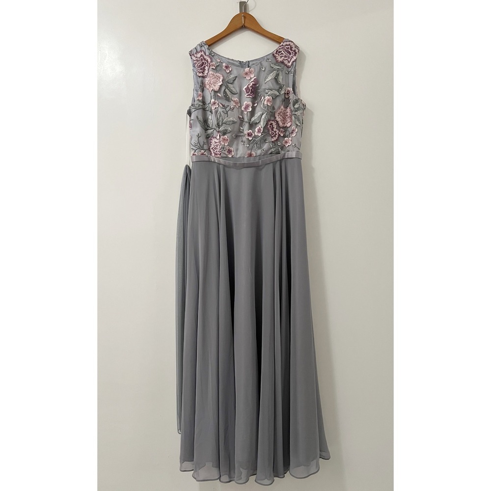 Cindy USA Embroidered Floral Grey Maxi Dress Formal Evening Gown Size L